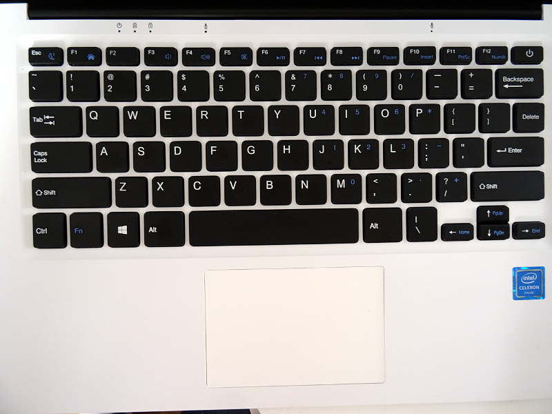 Test Chuwi LapBook - clavier qwerty et trackpad - par avis-express