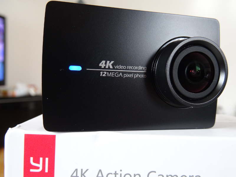 Test Xiaomi Yi Cam 4K - la caméra de face avec LED