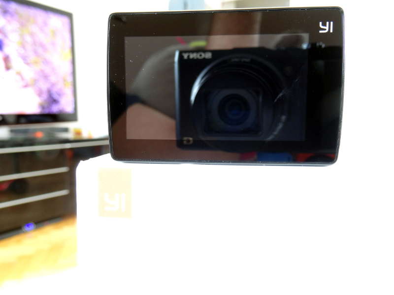 Test Xiaomi Yi Cam 4K - écran du 2,2cm