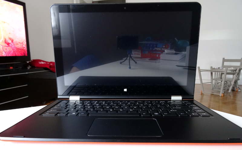 VOYO VBook V3 - ouvert écran