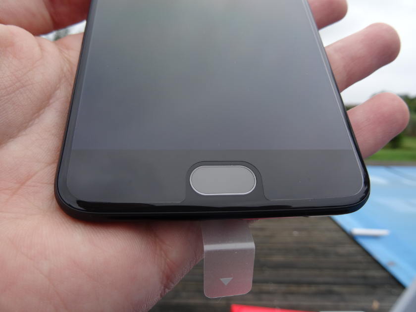OnePlus 5 - bouton home capacitatif et capteur d'empruntes digitales